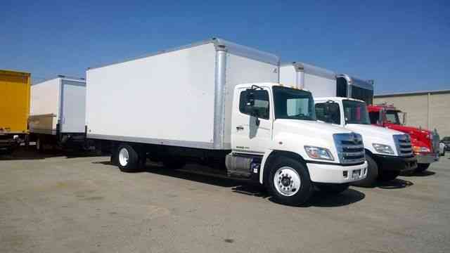 Hino 268 24ft Box Truck with Liftgate Auto 25, 950# GVWR- Multiple units in stock (2014)