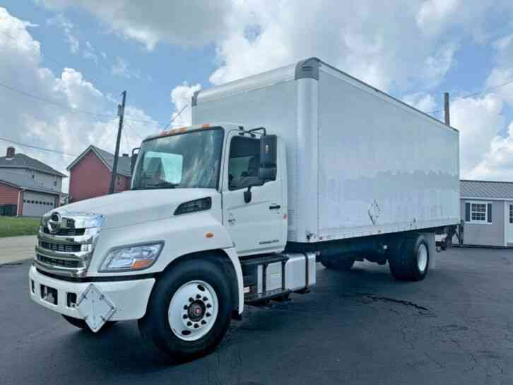 Hino 338 24FT BOX DELIVERY TRUCK DIESEL (2014)