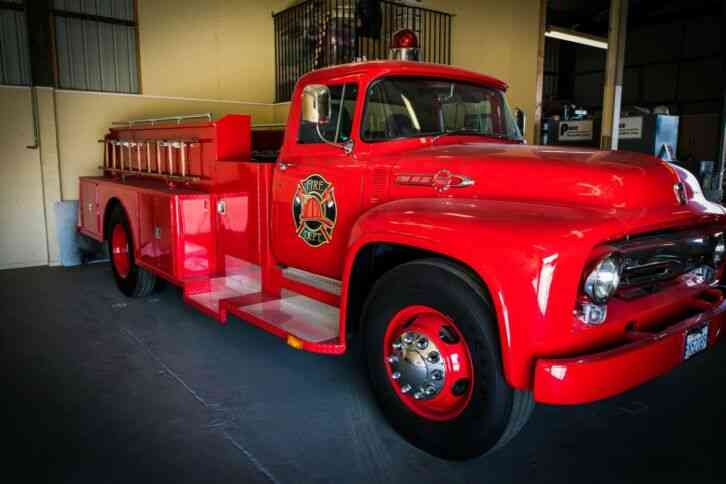 Ford F900 (1956)