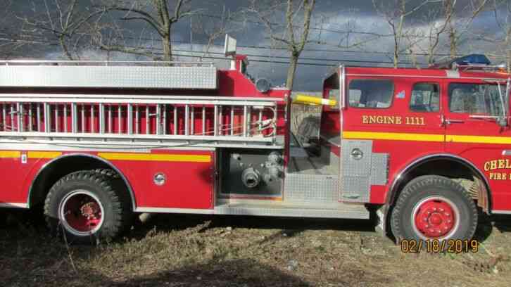 FORD FIRE TRUCK Ford 8000 Low Kilt (1985)
