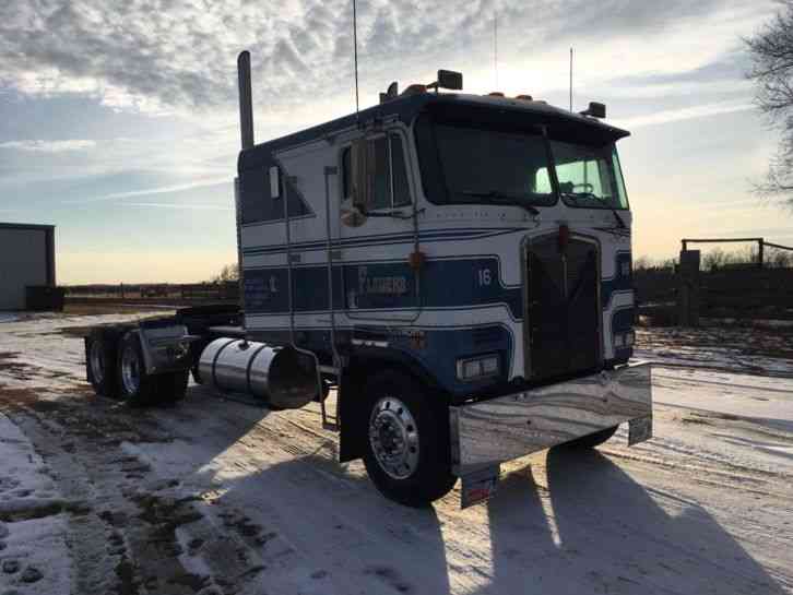 Kenworth K-100 (1985)