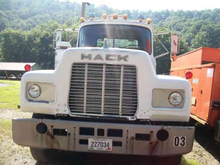 Mack R685T (1985)