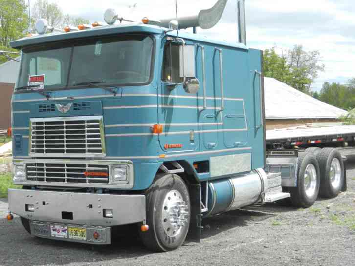 International 9670 Eagle 1986 Sleeper Semi Trucks