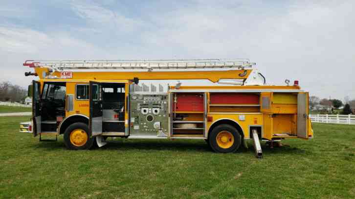 KME Pumper Fire Truck / Quint (1992)