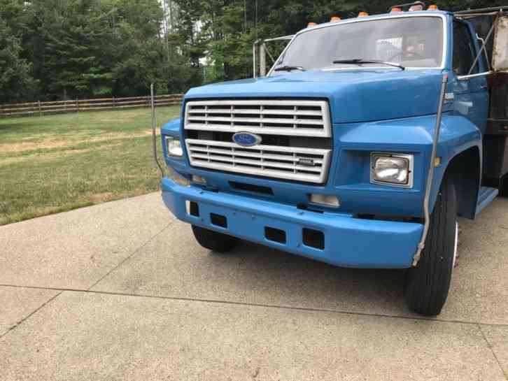 Ford F-600 (1993)