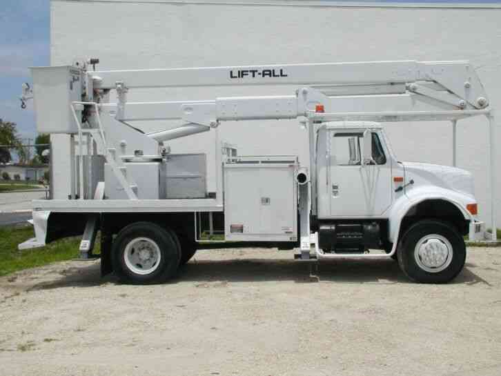 International 4800 Bucket Lift Truck (1994)