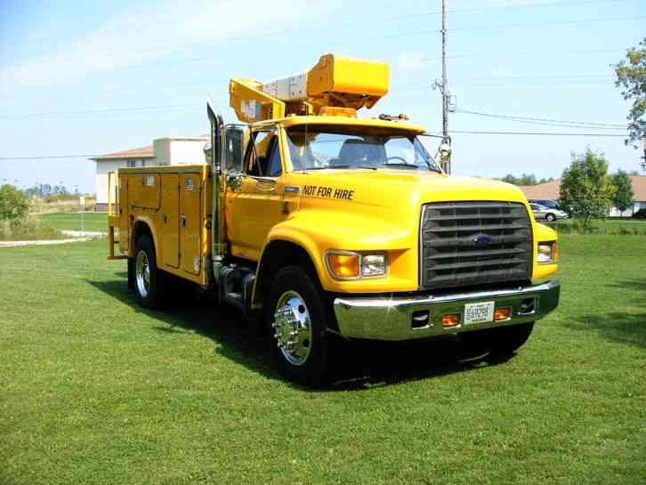 Ford F 800 Bucket Truck- NO CDL REQUIRED (1995)