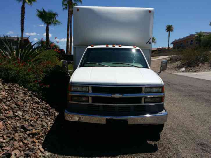 Chevrolet 3500 HD (1997) : Van / Box Trucks 1997 Chevy 3500 6.5 Turbo Diesel Towing Capacity