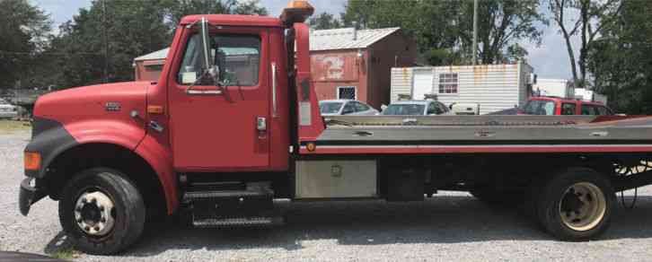 International 4700 (1997)