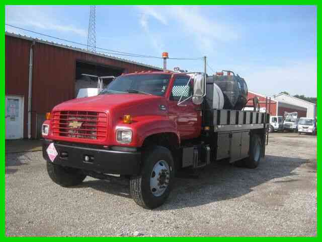 CHEVROLET C7500 CAT 6 SPEED MANUAL WITH 16 FOOT ''KNAPHEIDE'' FLATBED (1999)