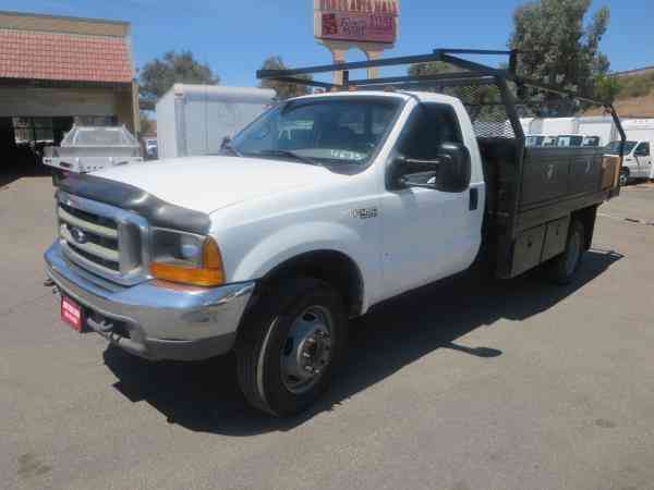 FORD F450 DSL -- (1999)