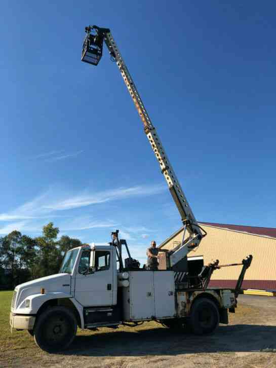 Freightliner FL70 Cable Placer (1999)