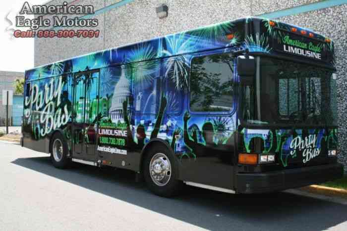 Gillig party bus (1999)