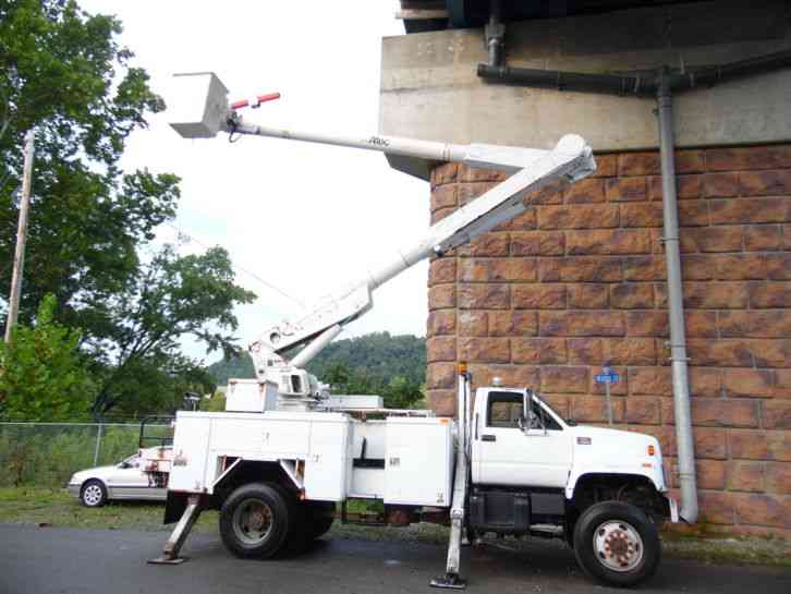 GMC C-8500 55FT ALTEC SERVICE BUCKET TRUCK 4WD (1999)
