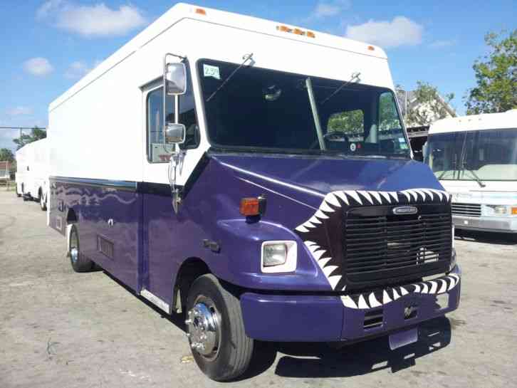 Freightliner Mt55 (2000) : Van / Box Trucks