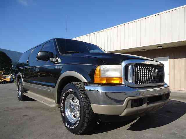 Ford EXCURSION (2000)