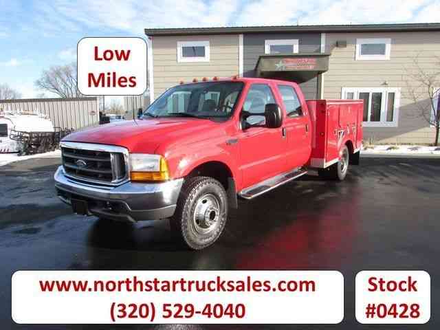 Ford F-350 4x4 Service Utility Truck -- (2000)