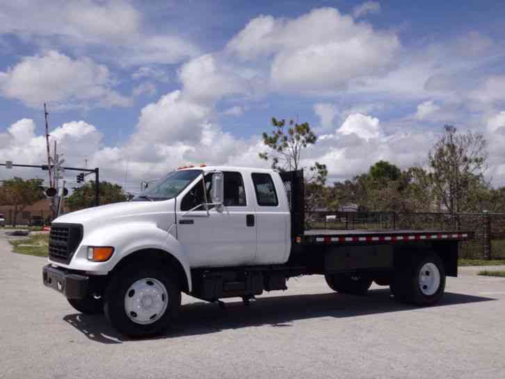 Ford F650 Super Duty Flatbed (2000)