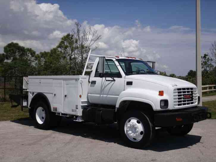 GMC C7500 Topkick Service Utility Truck (2000)