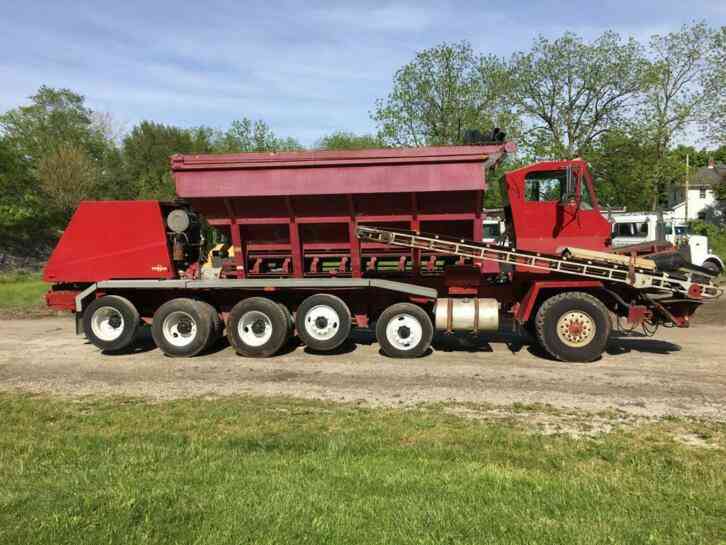 OSHKOSH S2346 STONE GRAVEL SLINGER SPREADER (2000)