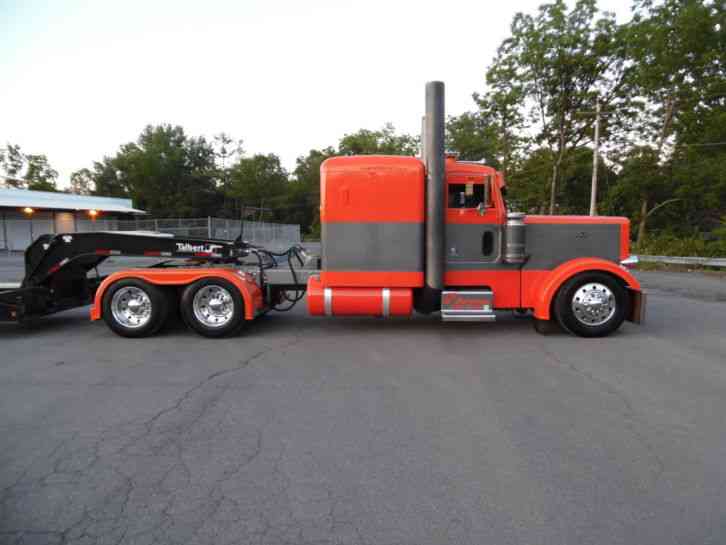 Peterbilt 379 LONG HOOD (2000)