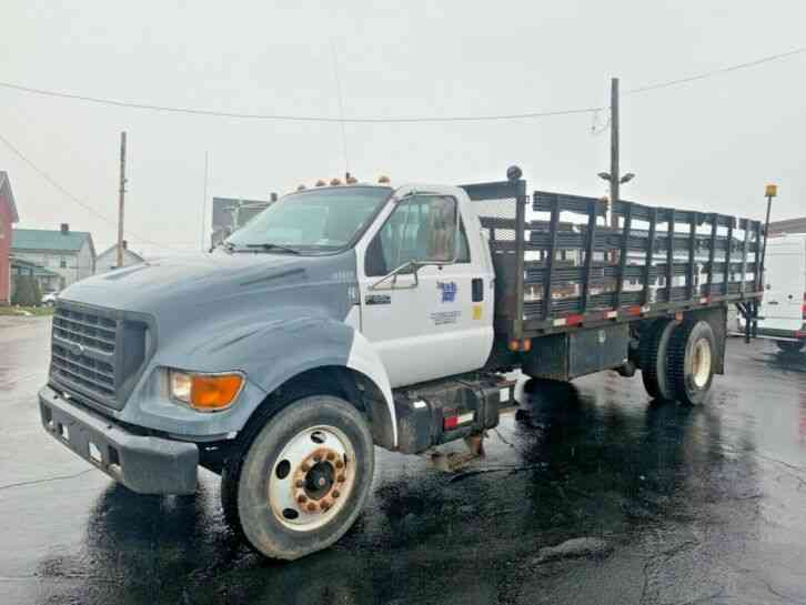 FORD F-650 20FT FLATBED STAKE BED SIDE TRUCK CAB & CHASSIS NON CDL CAT C7 (2001)