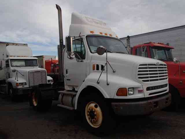 Sterling L8500 (2001)