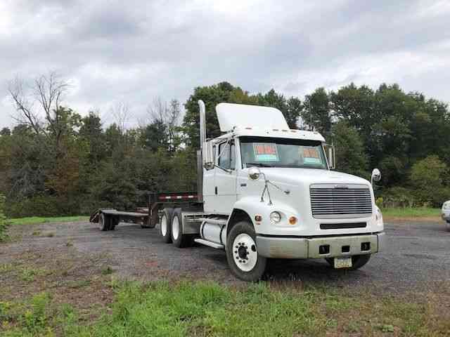 Freightliner FL112 (2002)