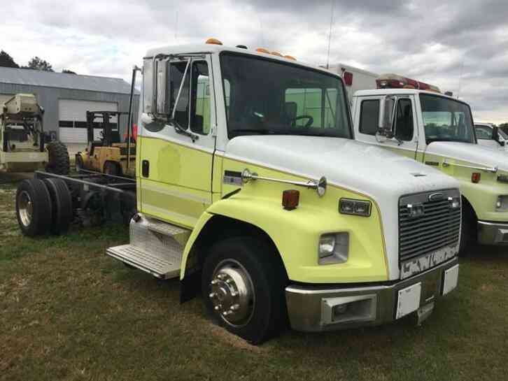 Freightliner FL50 Chassis (2002)