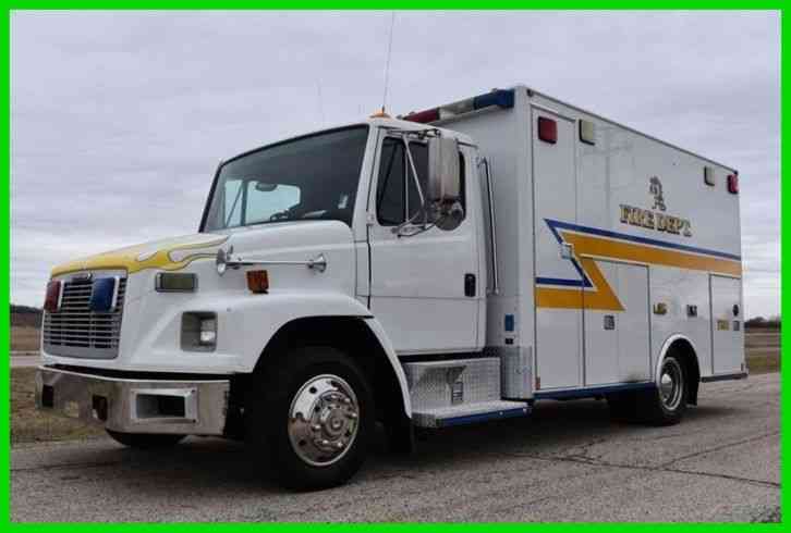 Freightliner FL 60 Ambulance (2002)