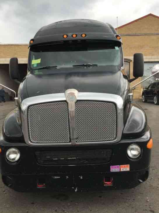 Kenworth T2000 (2002)