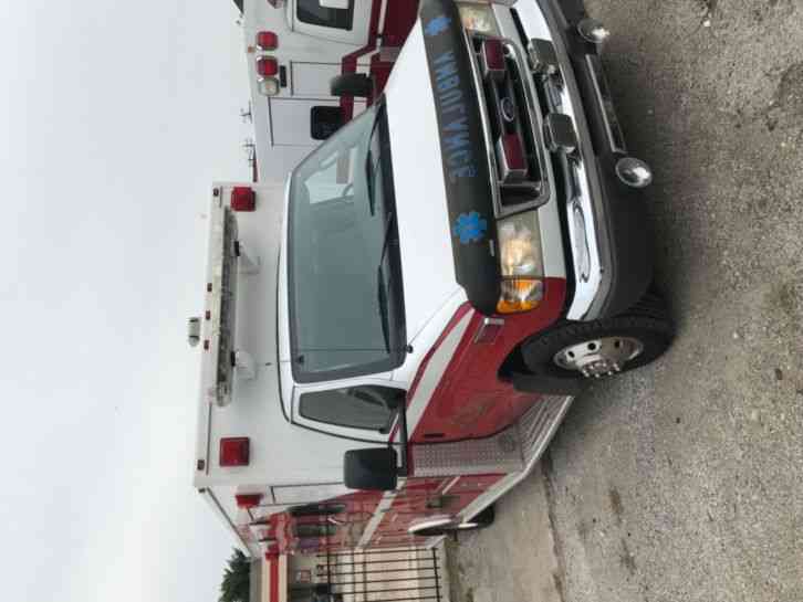 Ford ambulance F450 (2003)