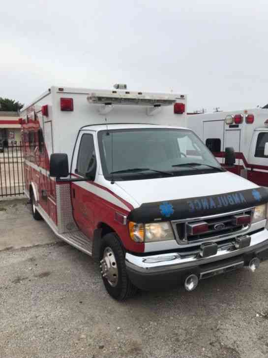 Ford Ambulance (2003)