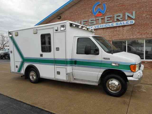 Ford Ambulance (2003)