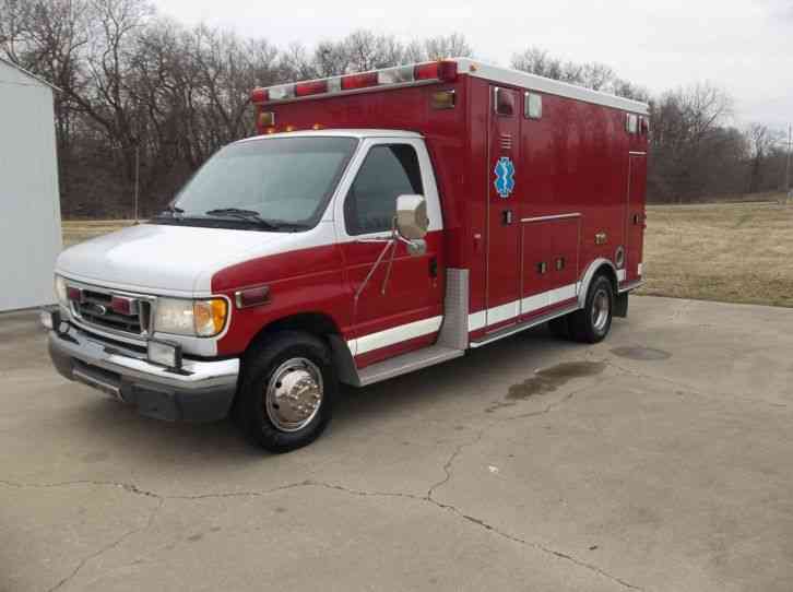 Ford FORD E-450 (2003)