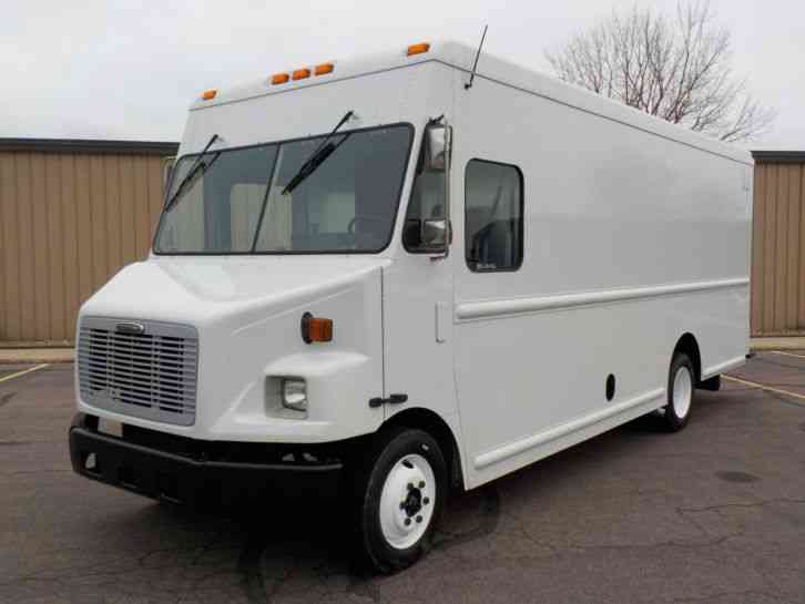 Freightliner MT45 (2003) : Van / Box Trucks