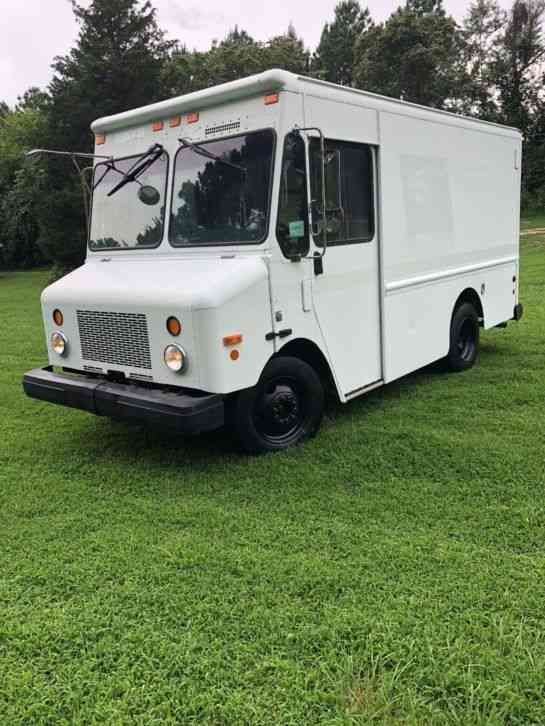 Workhorse P42 Step Van Delivery Food Truck Clean! NO RESERVE (2003)