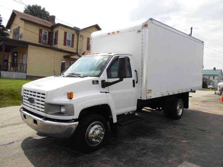 Chevrolet C3500 16FT BOX STRAIGHT TRUCK 8. 1 GAS ENGINE (2004)