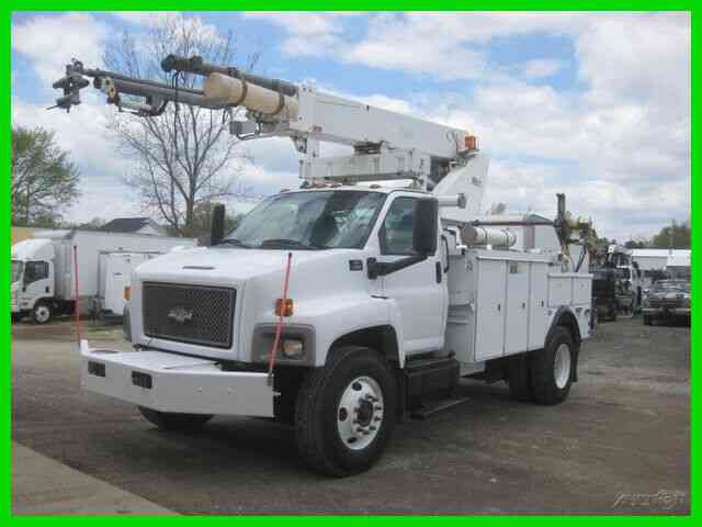 CHEVROLET C7500 CAT ALLISON WITH ALTEC AP45A CABLE PLACER (2004)