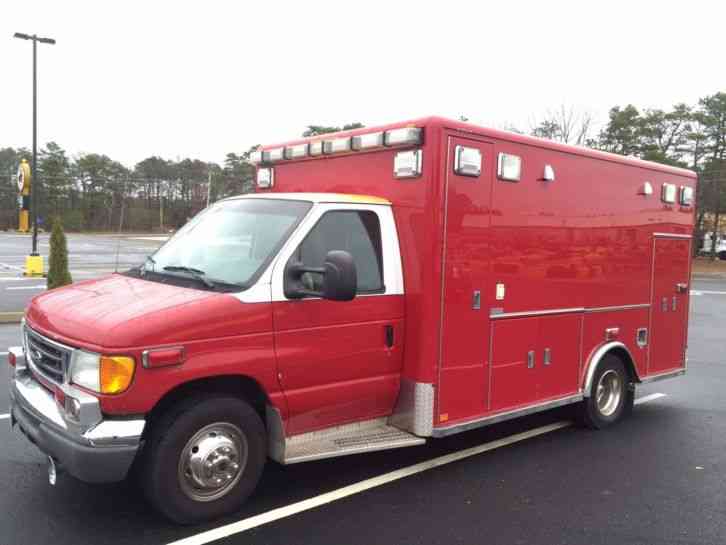 Ford E-450 Horton Ambulance - Diesel (2004)