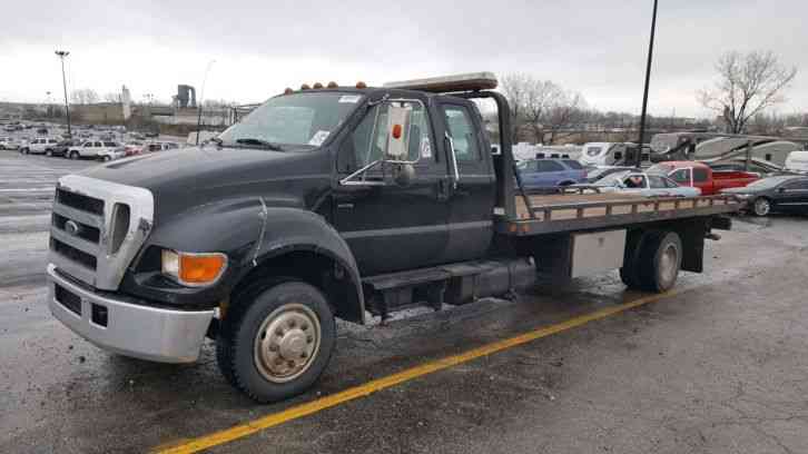 Ford f-650 (2004)