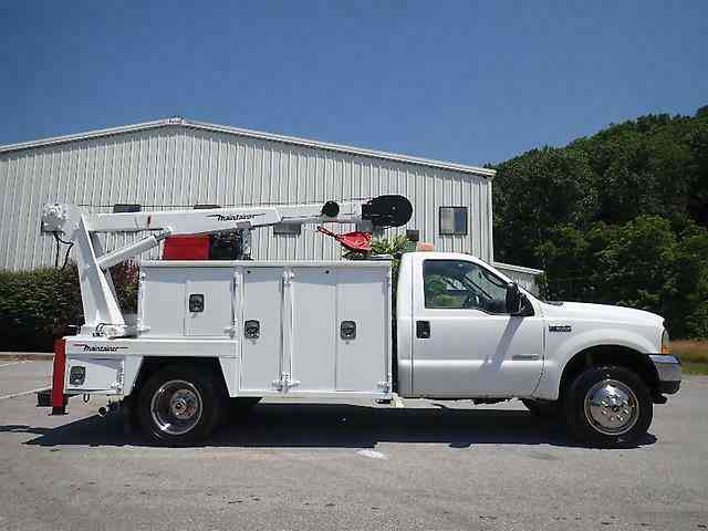 Ford MAINTAINER F550 (2004)