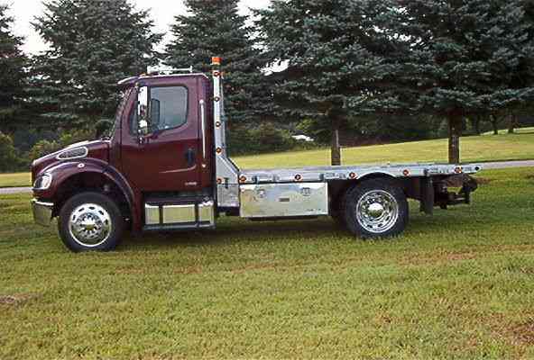 Freightliner Business Classic M2 (2004)