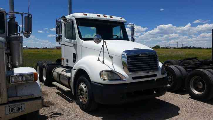 Freightliner FCL12064ST (2004)