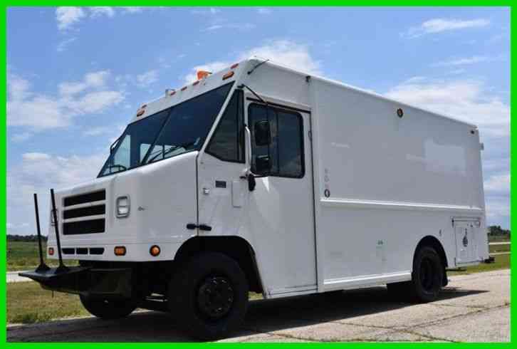 International 1652 Stepvan Truck (2004)
