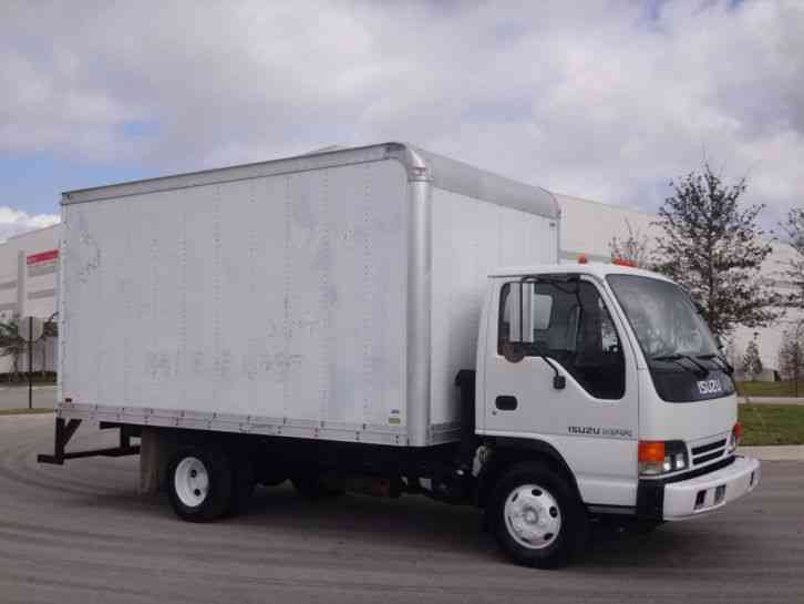 Isuzu NPR 14ft Box Truck (2004)