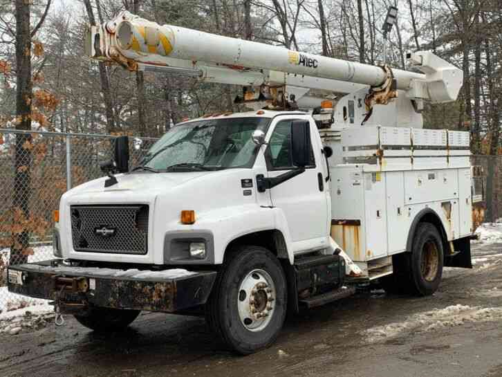Chevy C7500 Altec LM42 47' Material Handler Bucket Truck (2005)