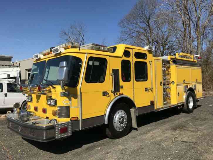 E-ONE FIRE APPARATUS -- (2005)