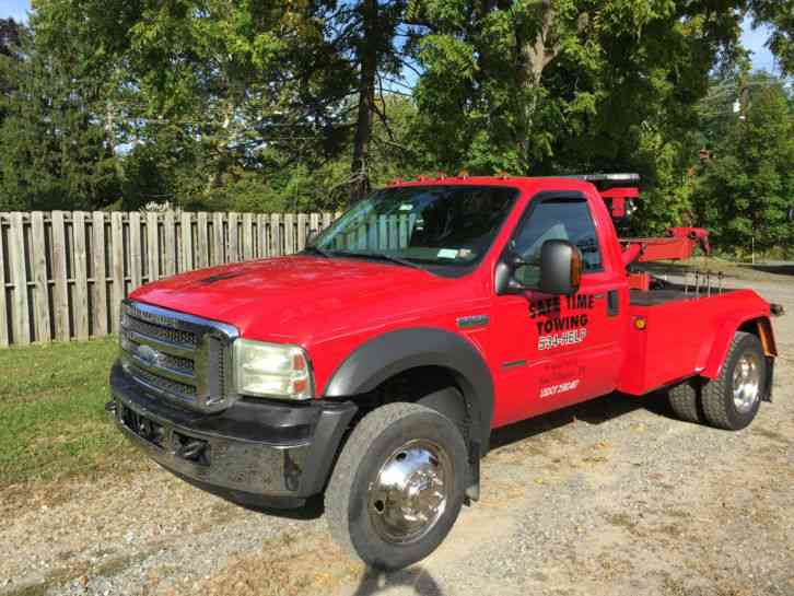 Ford F550 Wrecker; Two Truck (2005)