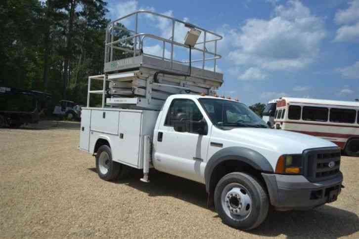 Ford F550 With a Signalier 29´ Lift (2005)